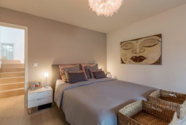 A VENDRE -COLLONGE-BELLERIVE charmante villa au calme à 150 mètres du lac