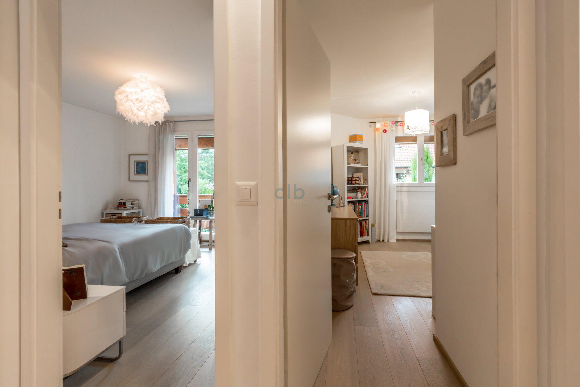 A VENDRE -COLLONGE-BELLERIVE charmante villa au calme à 150 mètres du lac